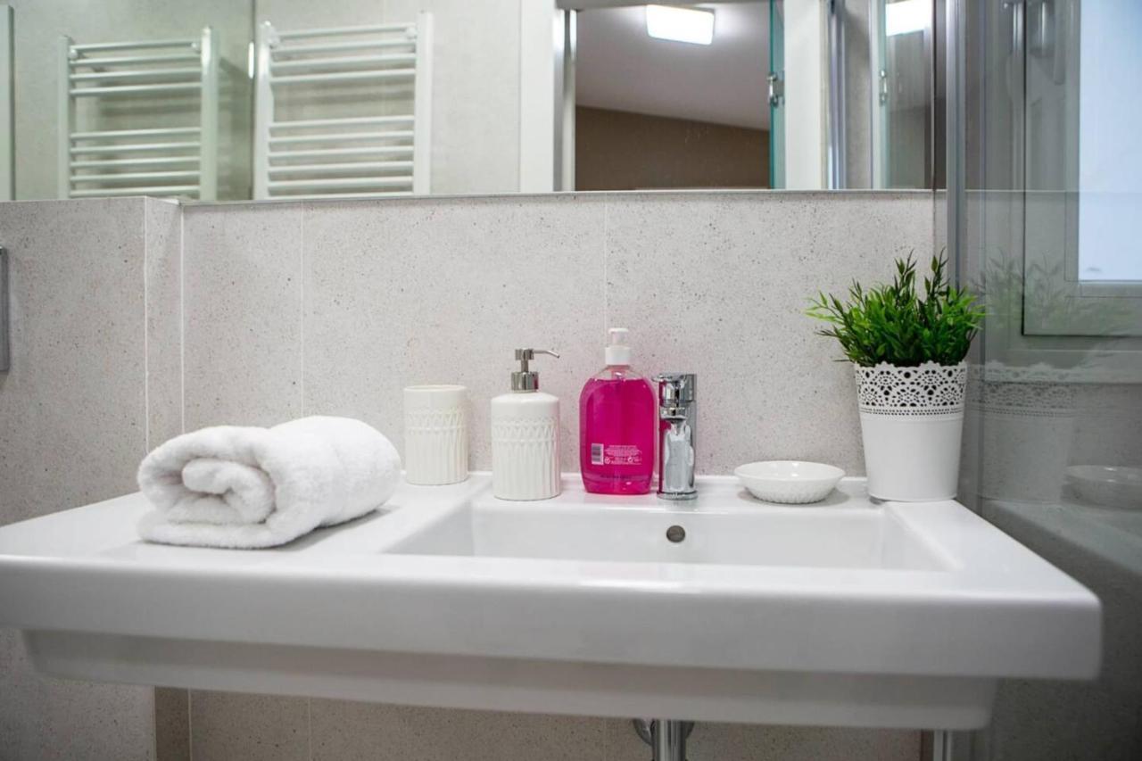 Cozy 2Bed2Bath&Patio W Bedbath In Mdrd'S Center Apartment มาดริด ภายนอก รูปภาพ